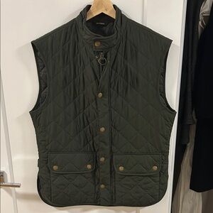 Barbour Men’s Lowerdale Gilet Quilted Vest
